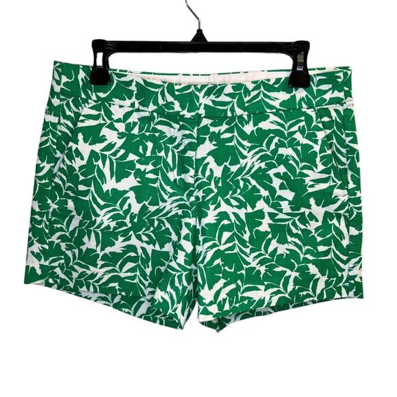 J. Crew Women's Green White Leaf Floral Pattern Short Size 6 Tropical Hawaiian - Picture 15 of 16